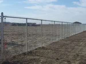 Commercial fencing guide Ottawa