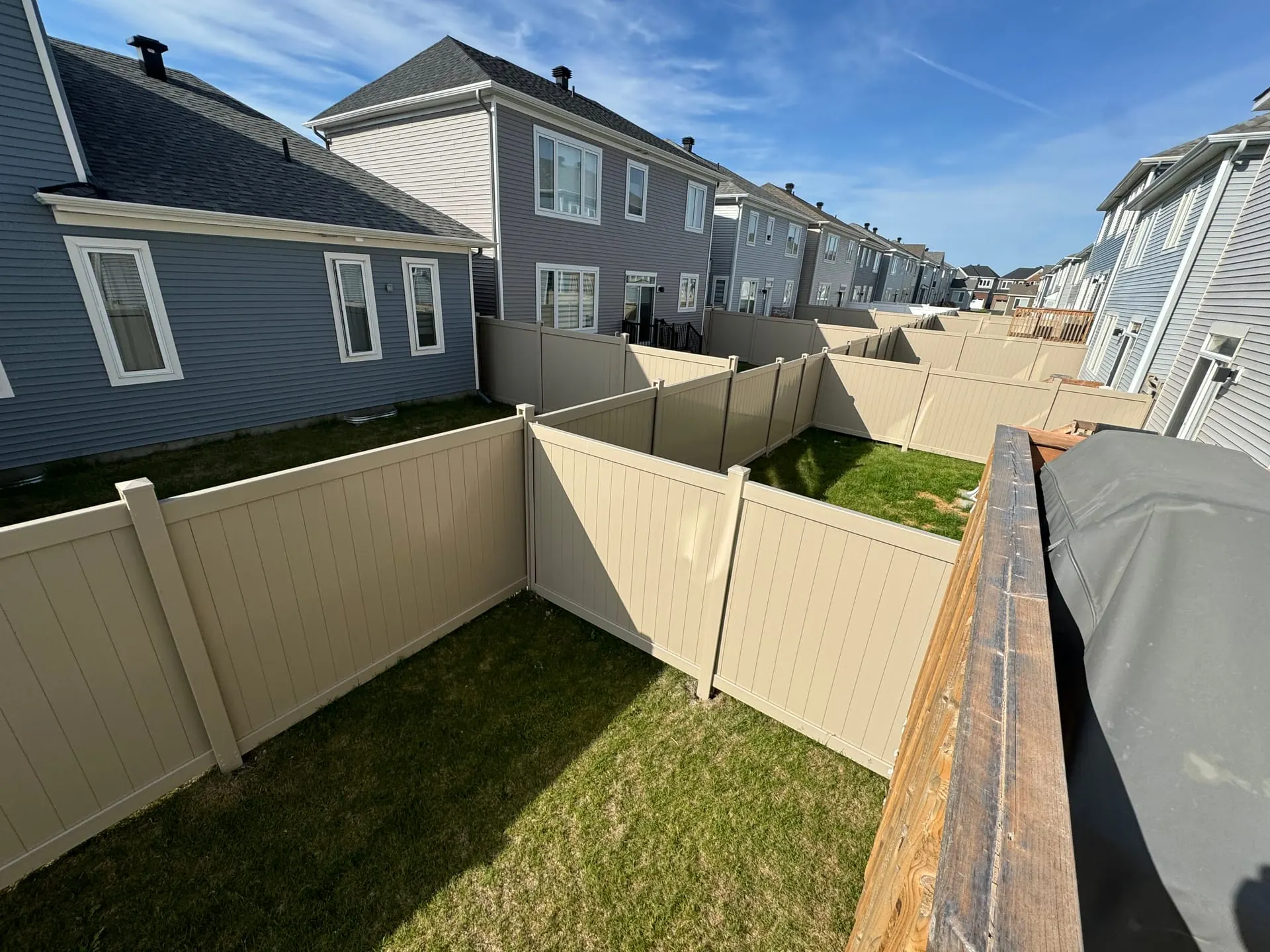 Fencing installation Ottawa